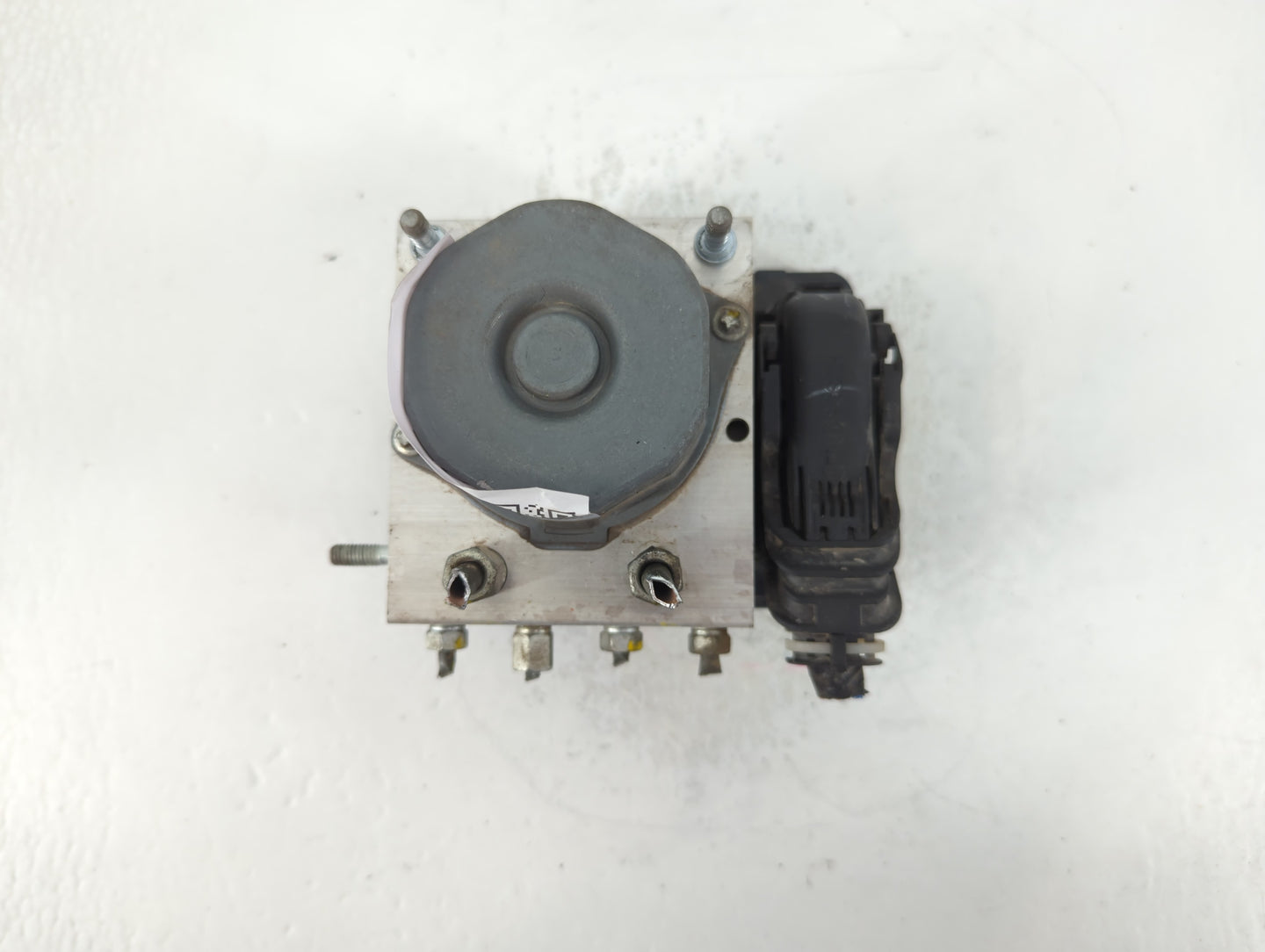 2015 Nissan Sentra ABS Pump Control Module Replacement P/N:47660 9AN0A Fits OEM Used Auto Parts - Oemusedautoparts1.com