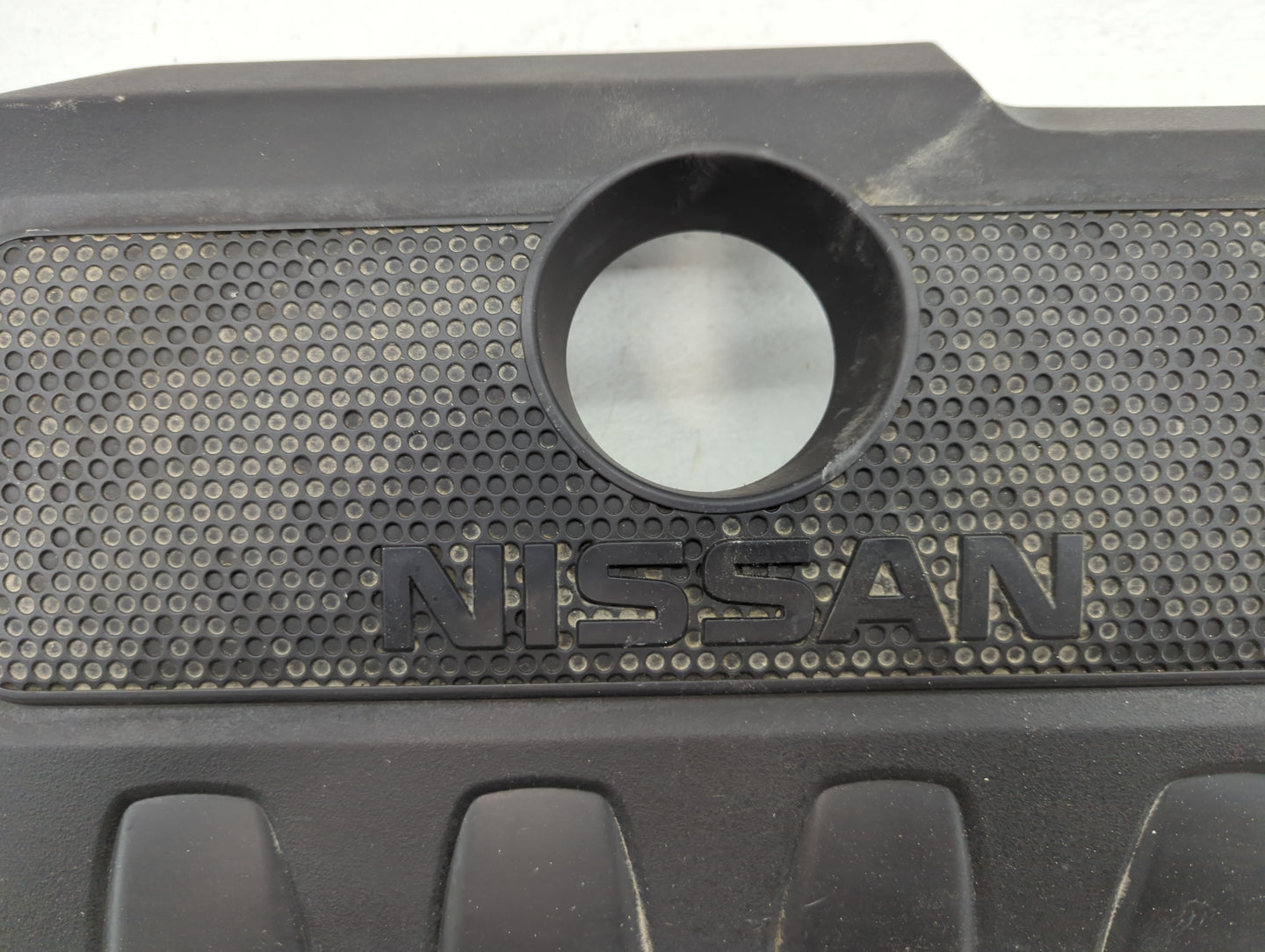 2015 Nissan Sentra Engine Cover - Oemusedautoparts1.com