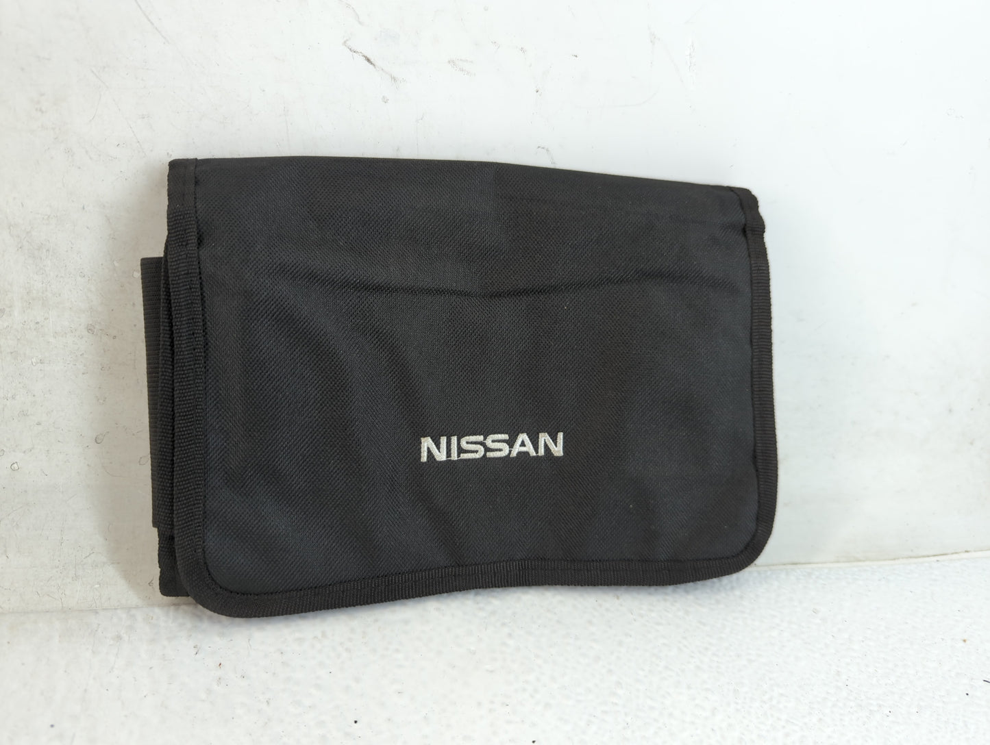2015 Nissan Sentra Owners Manual Book Guide P/N:OM15EM 0B17U0 OEM Used Auto Parts - Oemusedautoparts1.com