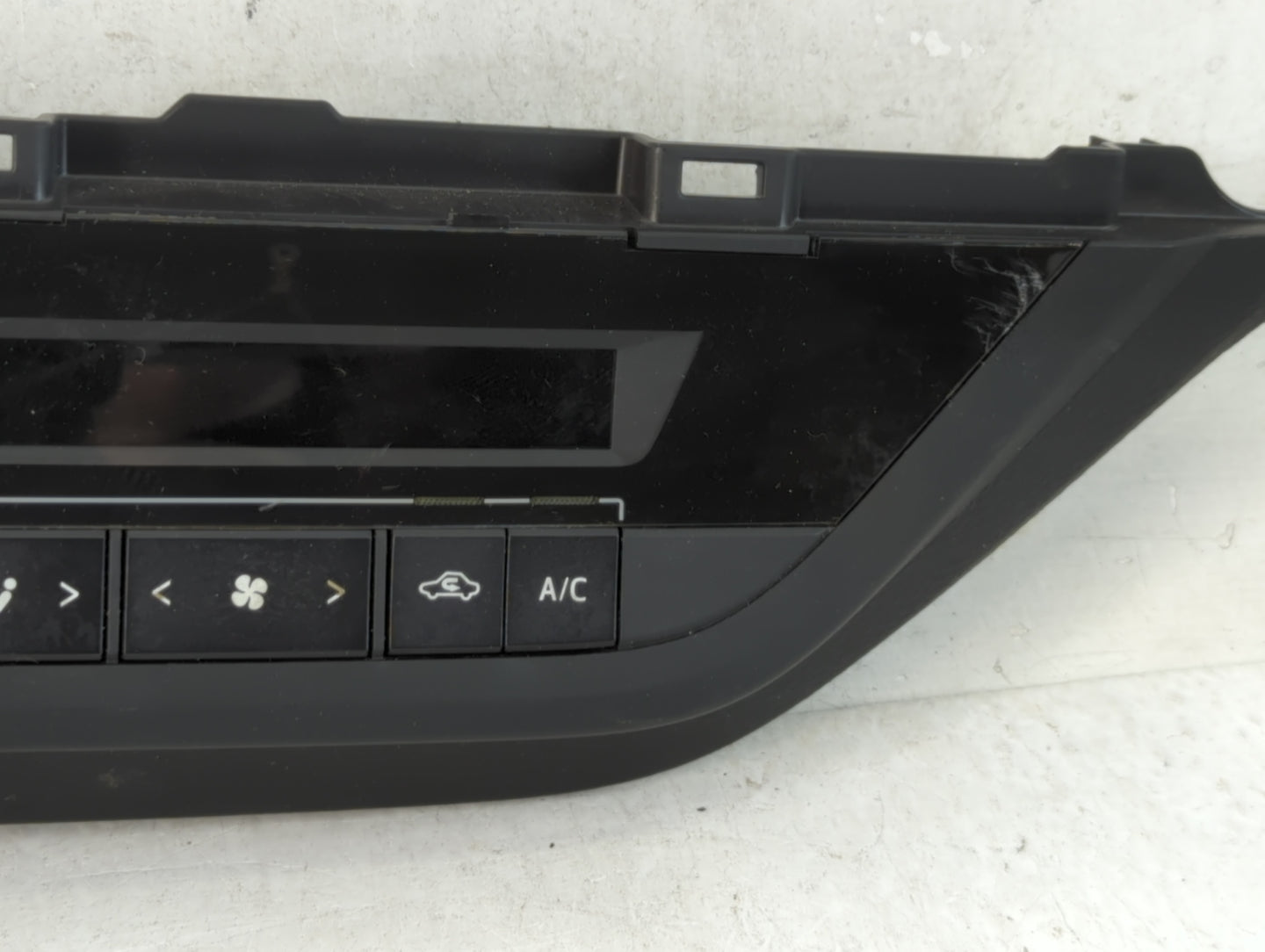 2015-2017 Nissan Sentra Climate Control Module Temperature AC/Heater Replacement P/N:75F832 Fits Fits 2015 2016 2017 OEM Use