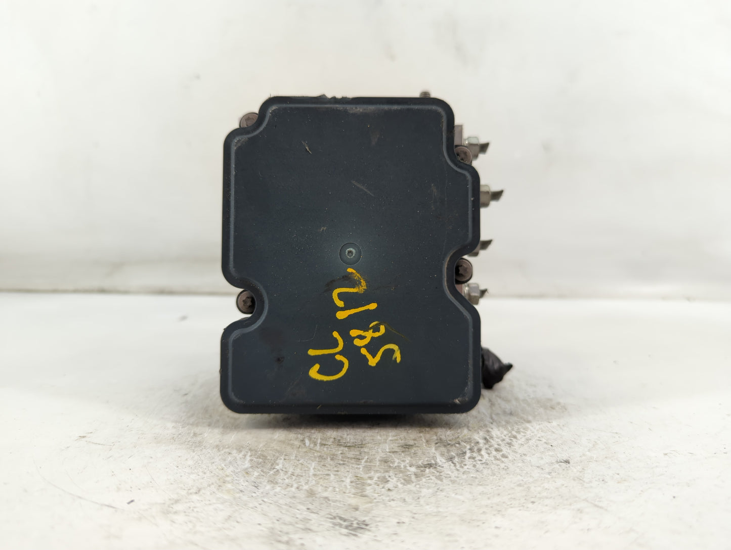 2015 Nissan Sentra ABS Pump Control Module Replacement P/N:47660 9AN0A Fits OEM Used Auto Parts - Oemusedautoparts1.com