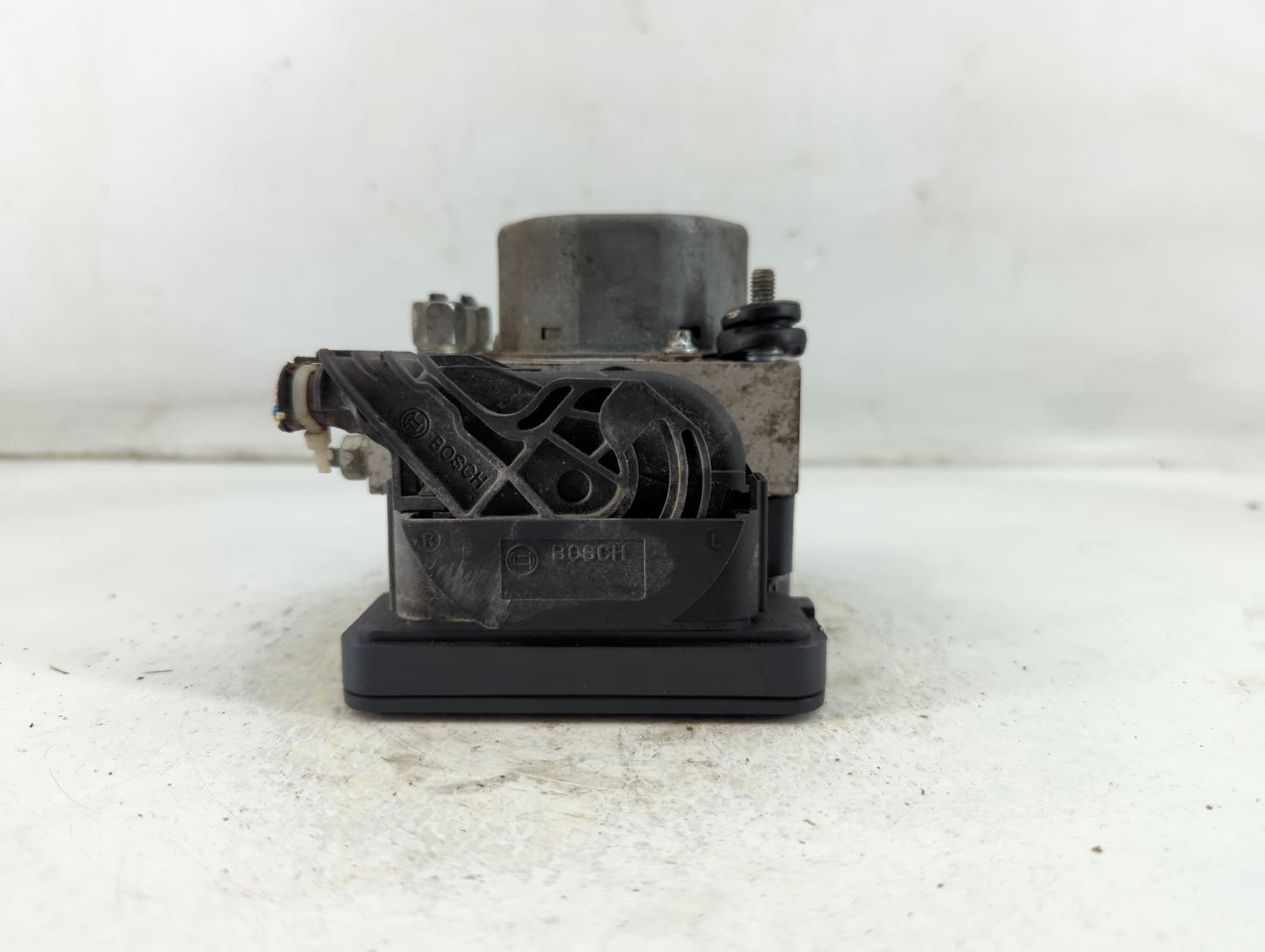 2014-2015 Nissan Sentra ABS Pump Control Module Replacement Fits Fits 2014 2015 OEM Used Auto Parts - Oemusedautoparts1.com