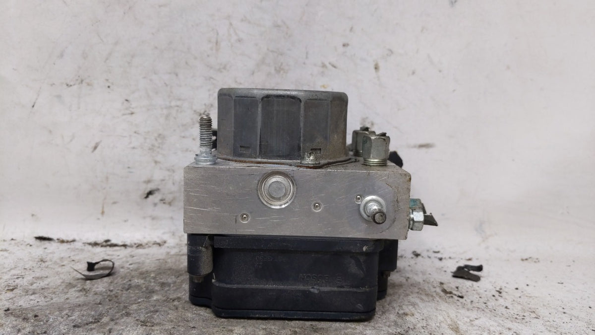 2014-2015 Nissan Sentra Anti-Lock Brake ABS Pump Module Actuator OEM P/N:2265106527 Fits Fits 2014 2015 OEM Used Auto Parts 