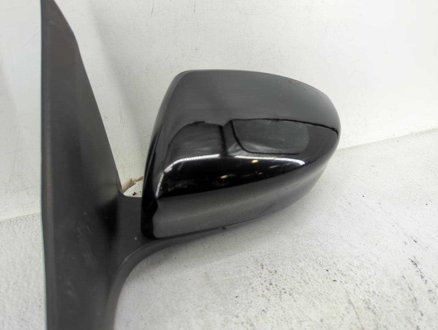 2015 Nissan Sentra Driver Side View Mirror - Left Door Mirror OEM Used - Oemusedautoparts1.com