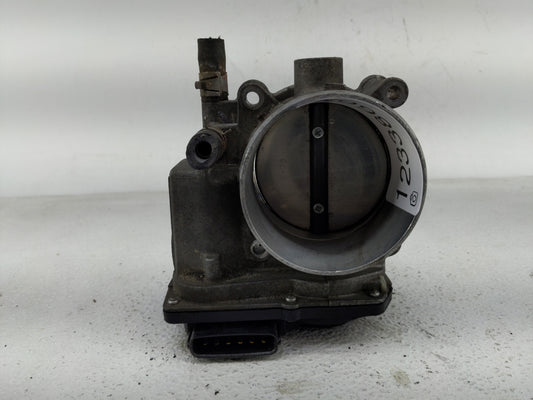 2015 Nissan Titan Throttle Body Fits OEM Used Auto Parts - Oemusedautoparts1.com
