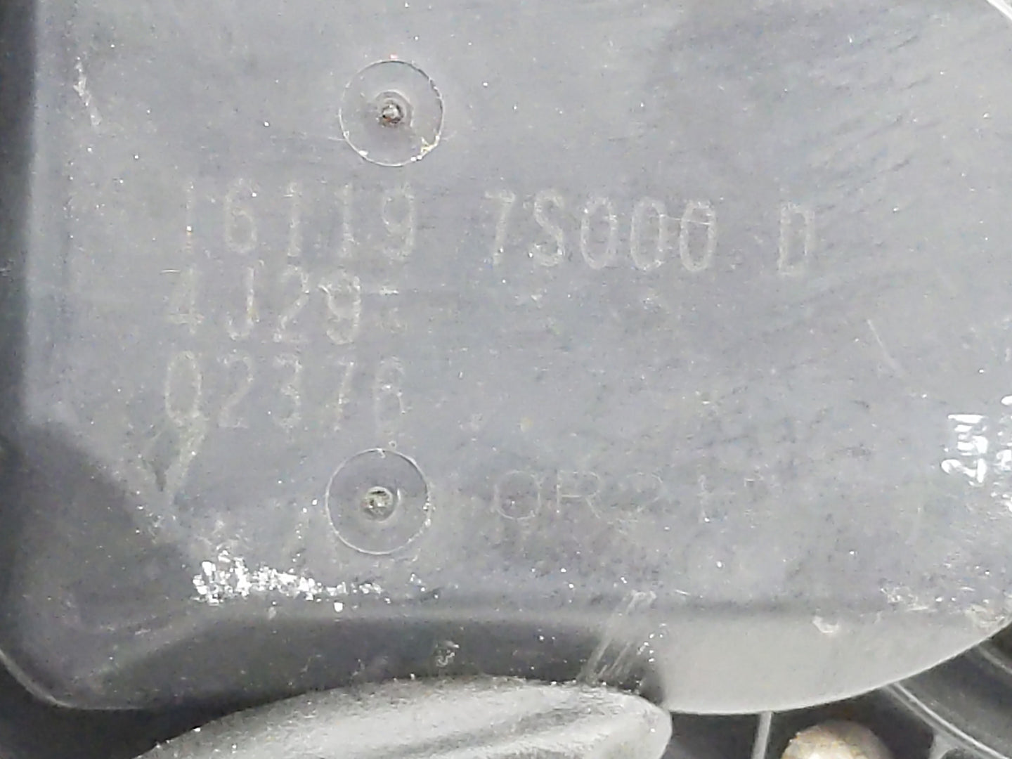 2015 Nissan Titan Throttle Body Fits OEM Used Auto Parts - Oemusedautoparts1.com