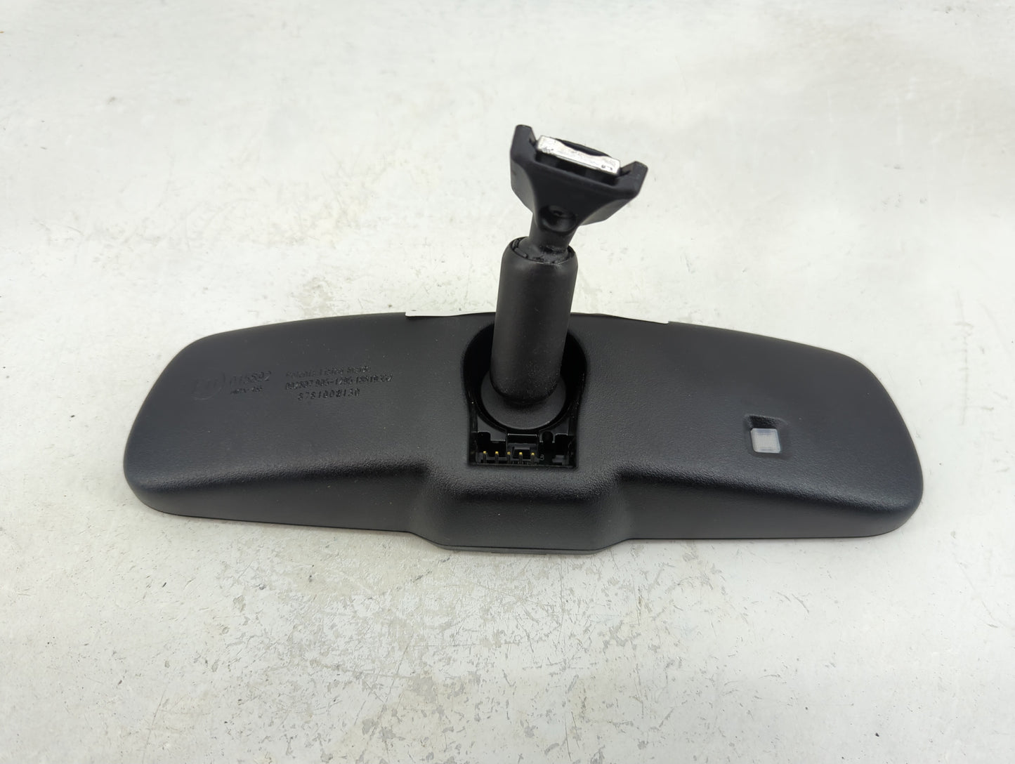 2013-2022 Nissan Titan Interior Rear View Mirror Replacement OEM P/N:E11015892 Fits OEM Used Auto Parts - Oemusedautoparts1.