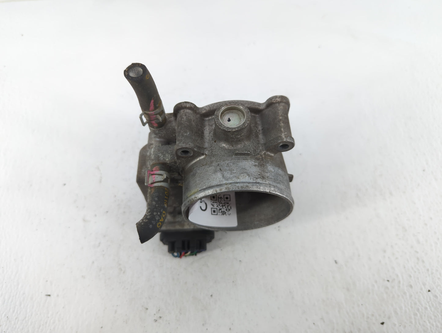 2013-2015 Nissan Titan Throttle Body P/N:16119 7S000 Fits Fits 2012 2013 2014 2015 2016 OEM Used Auto Parts - Oemusedautopar