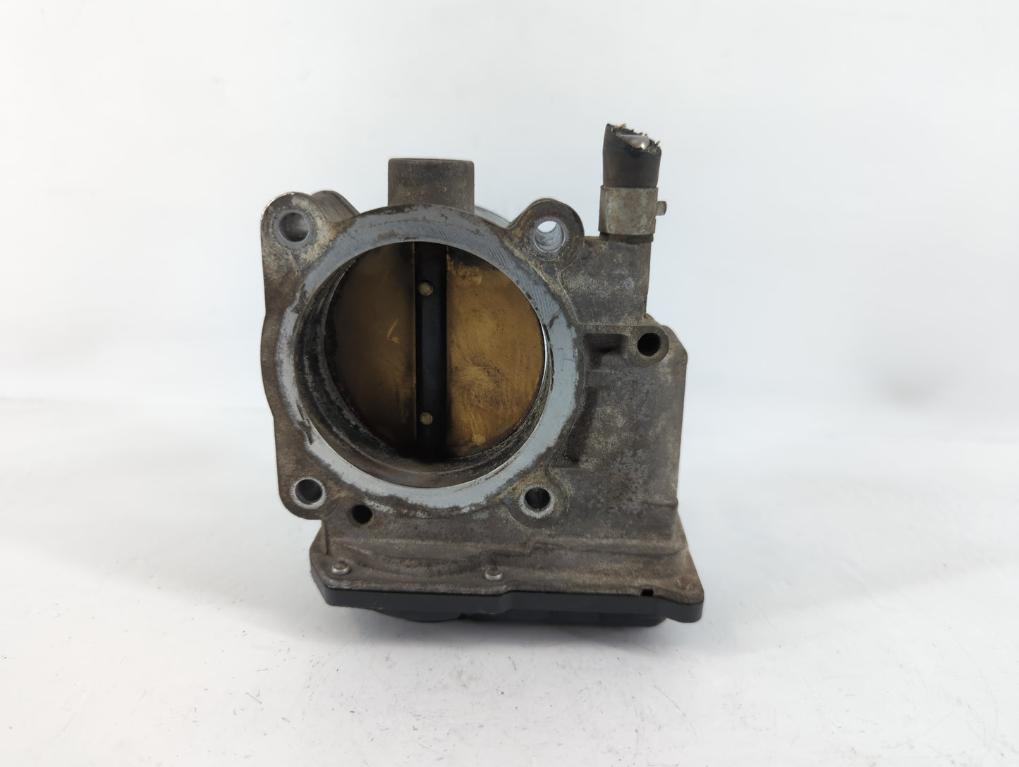 2013-2015 Nissan Titan Throttle Body P/N:16119 7S000 Fits Fits 2012 2013 2014 2015 2016 OEM Used Auto Parts - Oemusedautopar