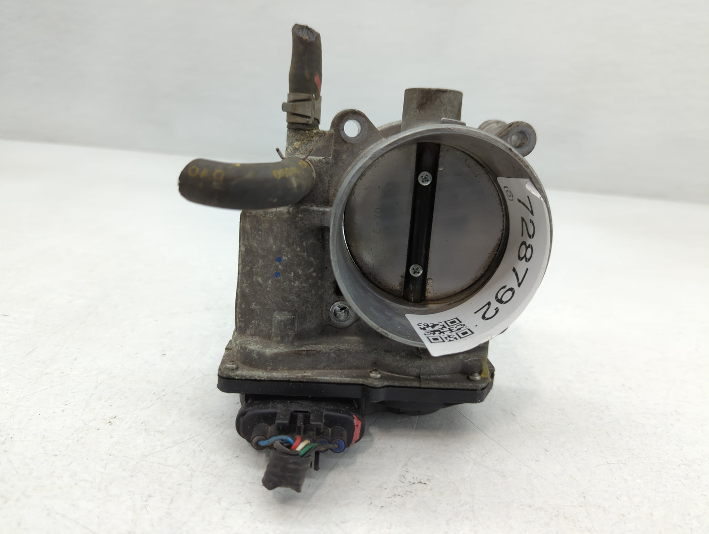 2013-2015 Nissan Titan Throttle Body P/N:16119 7S000 Fits Fits 2012 2013 2014 2015 2016 OEM Used Auto Parts - Oemusedautopar