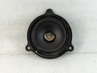 compare product 2015 Nissan Versa Speaker/subwoofer