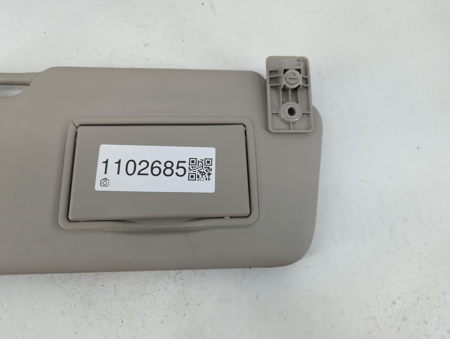 2013-2015 Nissan Versa Sun Visor Shade Replacement Passenger Right Mirror Fits Fits 2013 2014 2015 OEM Used Auto Parts - Oem