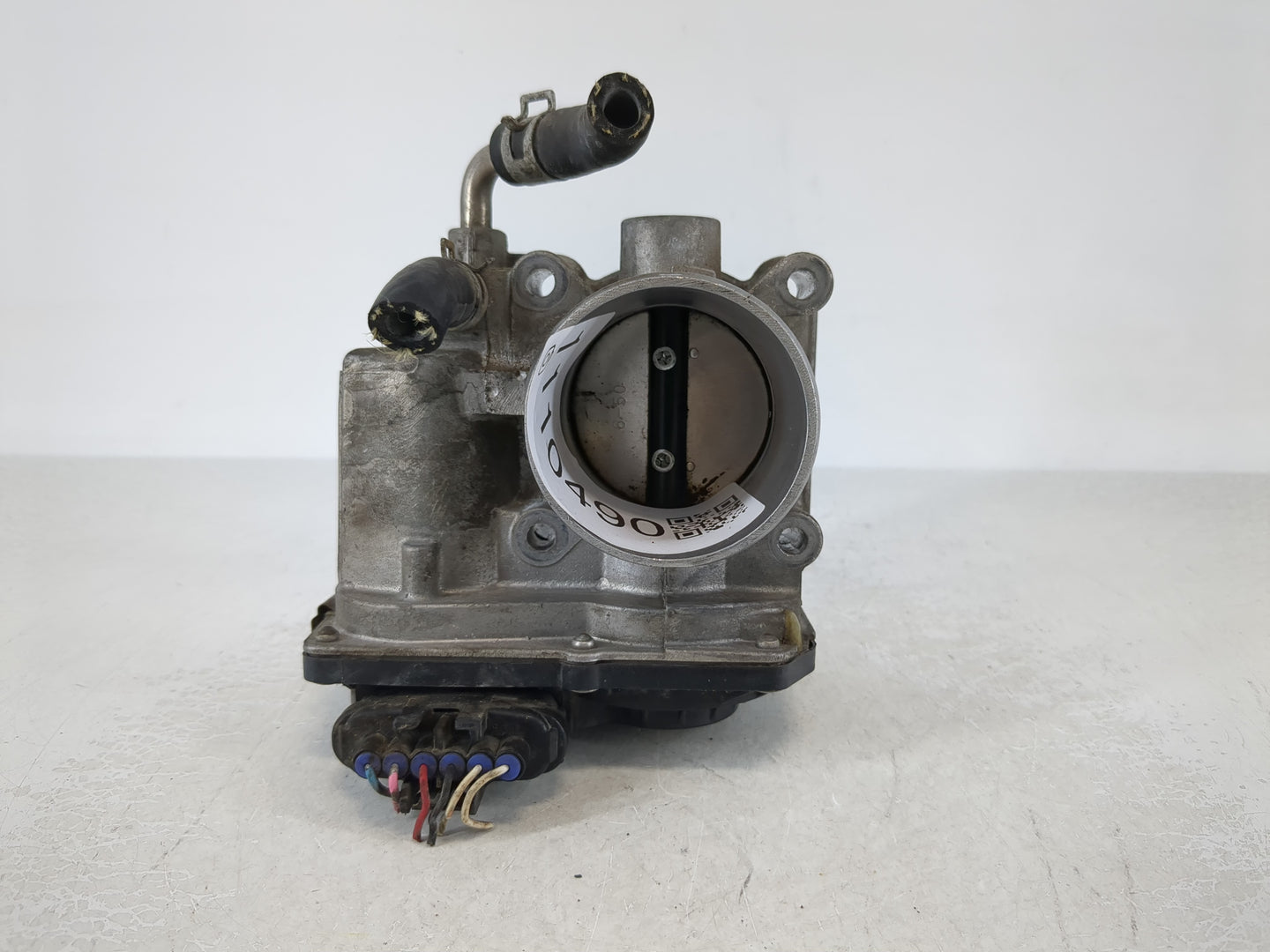 2012-2019 Nissan Versa Throttle Body P/N:3AA50-02 E Fits Fits 2012 2013 2014 2015 2016 2017 2018 2019 OEM Used Auto Parts - 