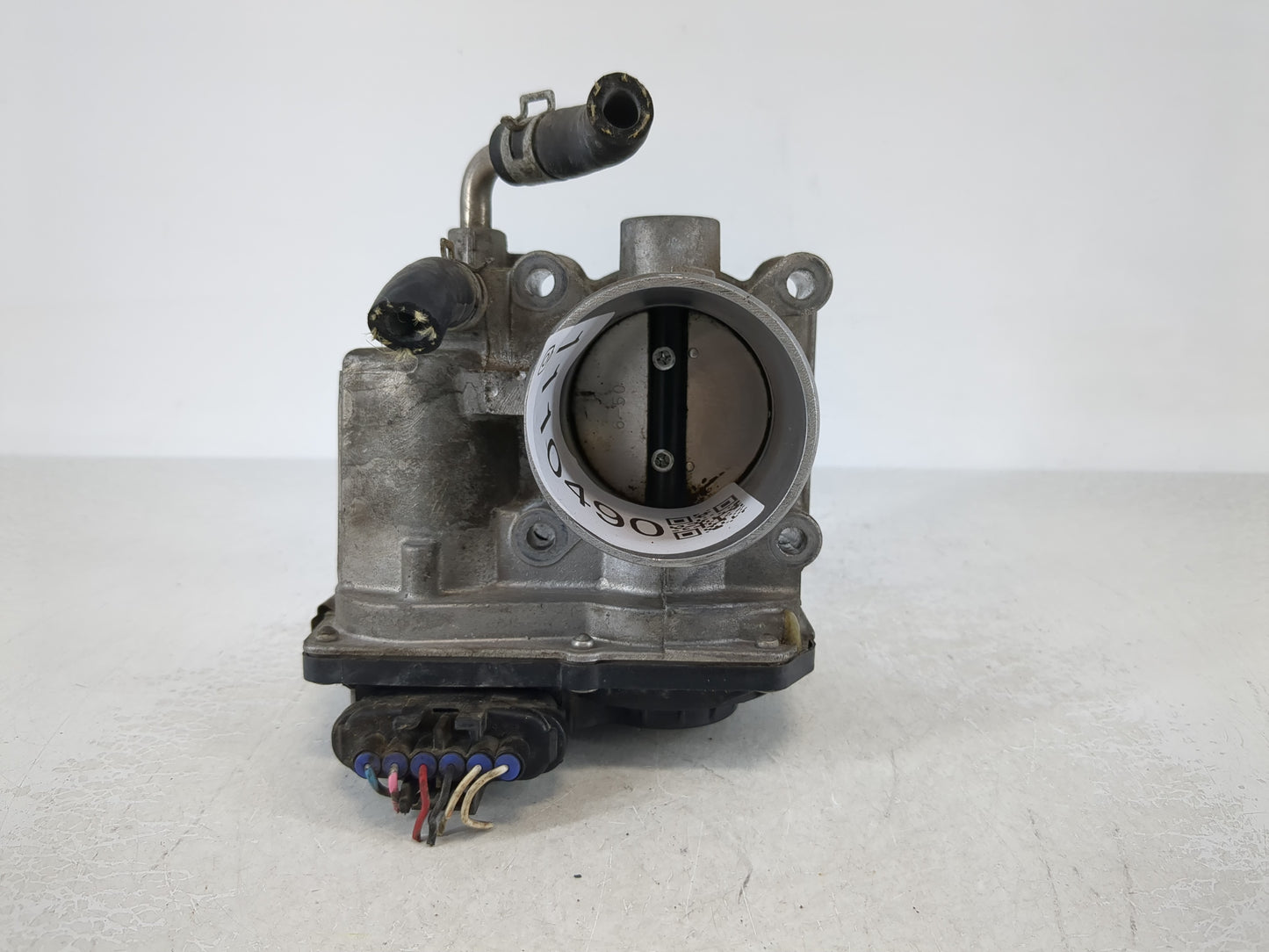 2012-2019 Nissan Versa Throttle Body P/N:3AA50-02 E Fits Fits 2012 2013 2014 2015 2016 2017 2018 2019 OEM Used Auto Parts - 