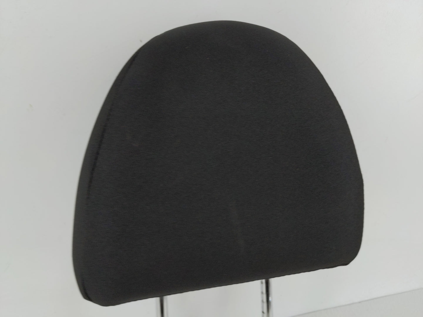 2013-2015 Nissan Versa Headrest Head Rest Front Driver Passenger Seat - Oemusedautoparts1.com