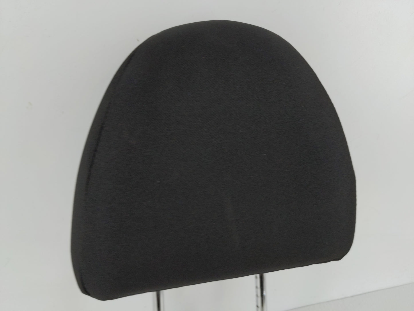 2013-2015 Nissan Versa Headrest Head Rest Front Driver Passenger Seat - Oemusedautoparts1.com