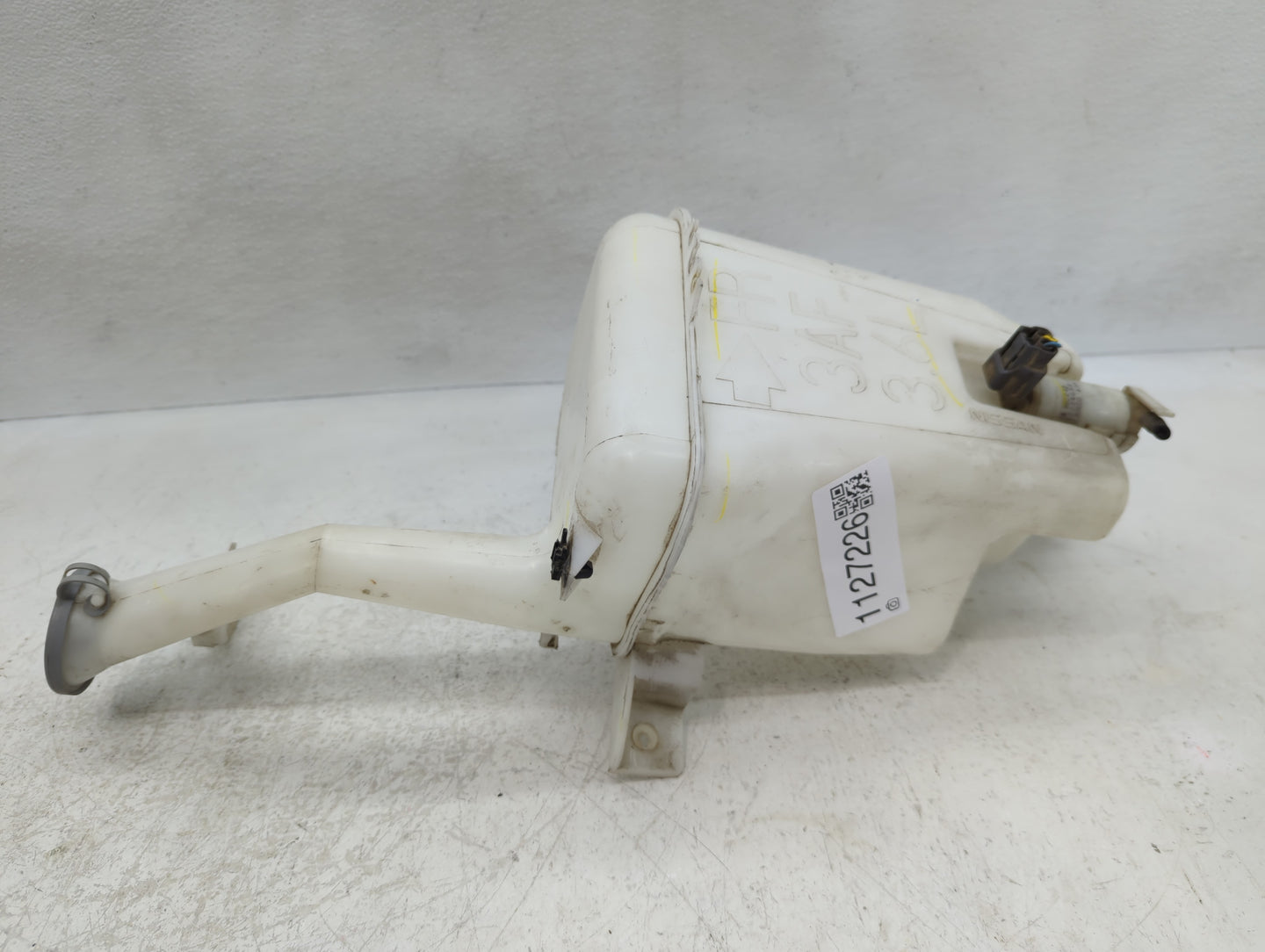 2012-2019 Nissan Versa Windshield Washer Fluid Reservoir Bottle Oem - Oemusedautoparts1.com