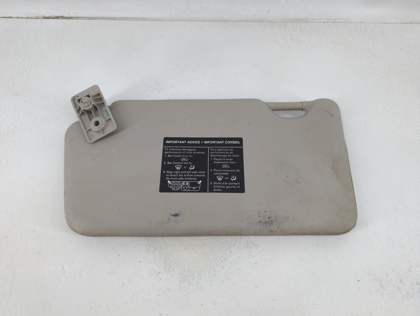 2012-2015 Nissan Versa Sun Visor Shade Replacement Passenger Right Mirror Fits Fits 2012 2013 2014 2015 OEM Used Auto Parts 