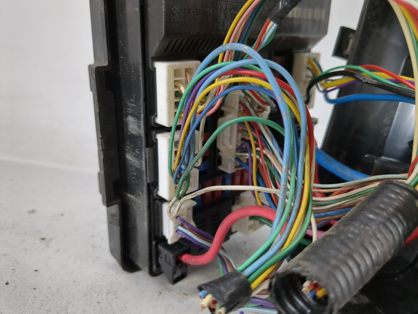 2013-2019 Nissan Versa Fusebox Fuse Box Panel Relay Module P/N:3506001FNE 284B7 3TS0B Fits Fits 2013 2014 2015 2016 2017 201