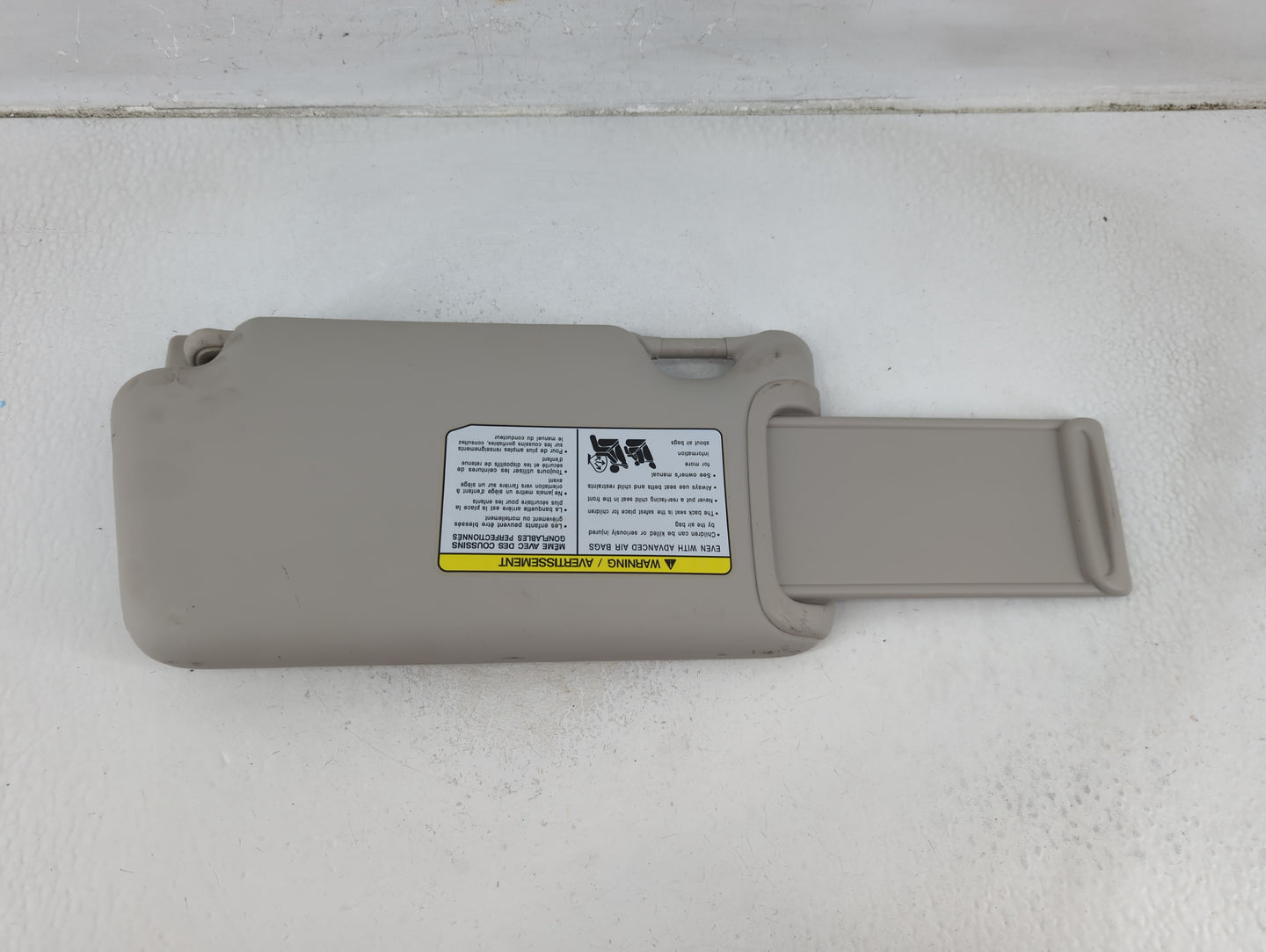 2014-2015 Nissan Versa Sun Visor Shade Replacement Passenger Right Mirror Fits Fits 2014 2015 OEM Used Auto Parts - Oemuseda