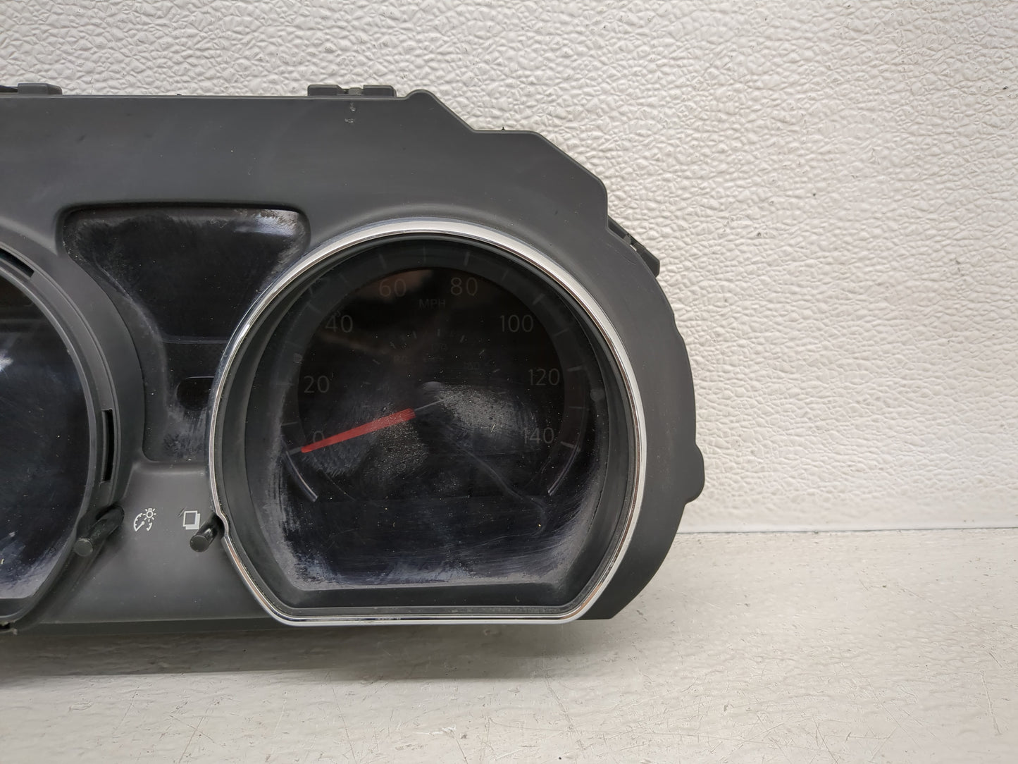 2015-2018 Nissan Versa Instrument Cluster Speedometer Gauges P/N:248109KK0A Fits Fits 2015 2016 2017 2018 OEM Used Auto Part