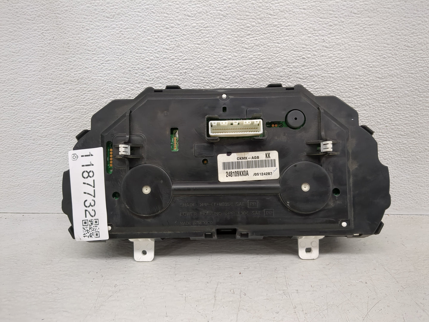 2015-2018 Nissan Versa Instrument Cluster Speedometer Gauges P/N:248109KK0A Fits Fits 2015 2016 2017 2018 OEM Used Auto Part