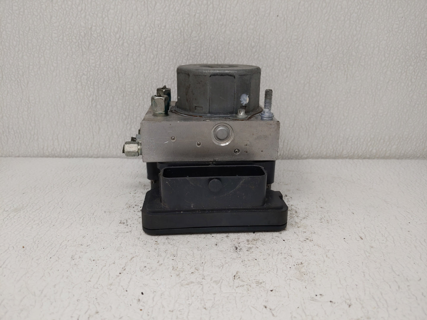 2015-2019 Nissan Versa ABS Pump Control Module Replacement P/N:2265106527 47660 9KK0A Fits Fits 2015 2016 2017 2018 2019 OEM