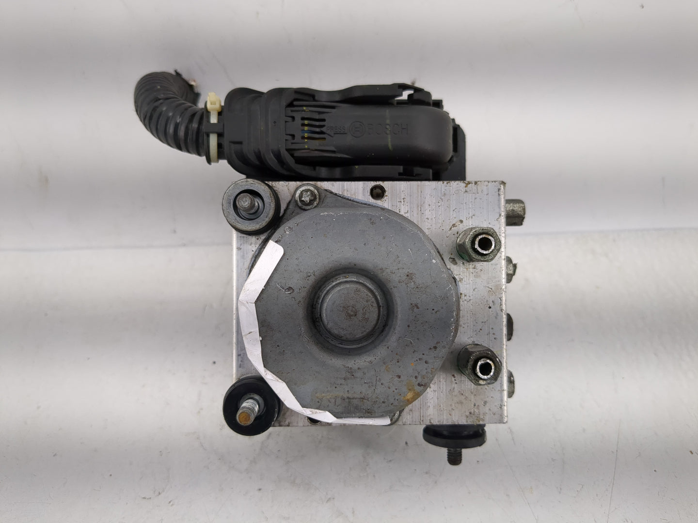 2015-2019 Nissan Versa ABS Pump Control Module Replacement P/N:47660 PKL0A Fits Fits 2015 2016 2017 2018 2019 OEM Used Auto 