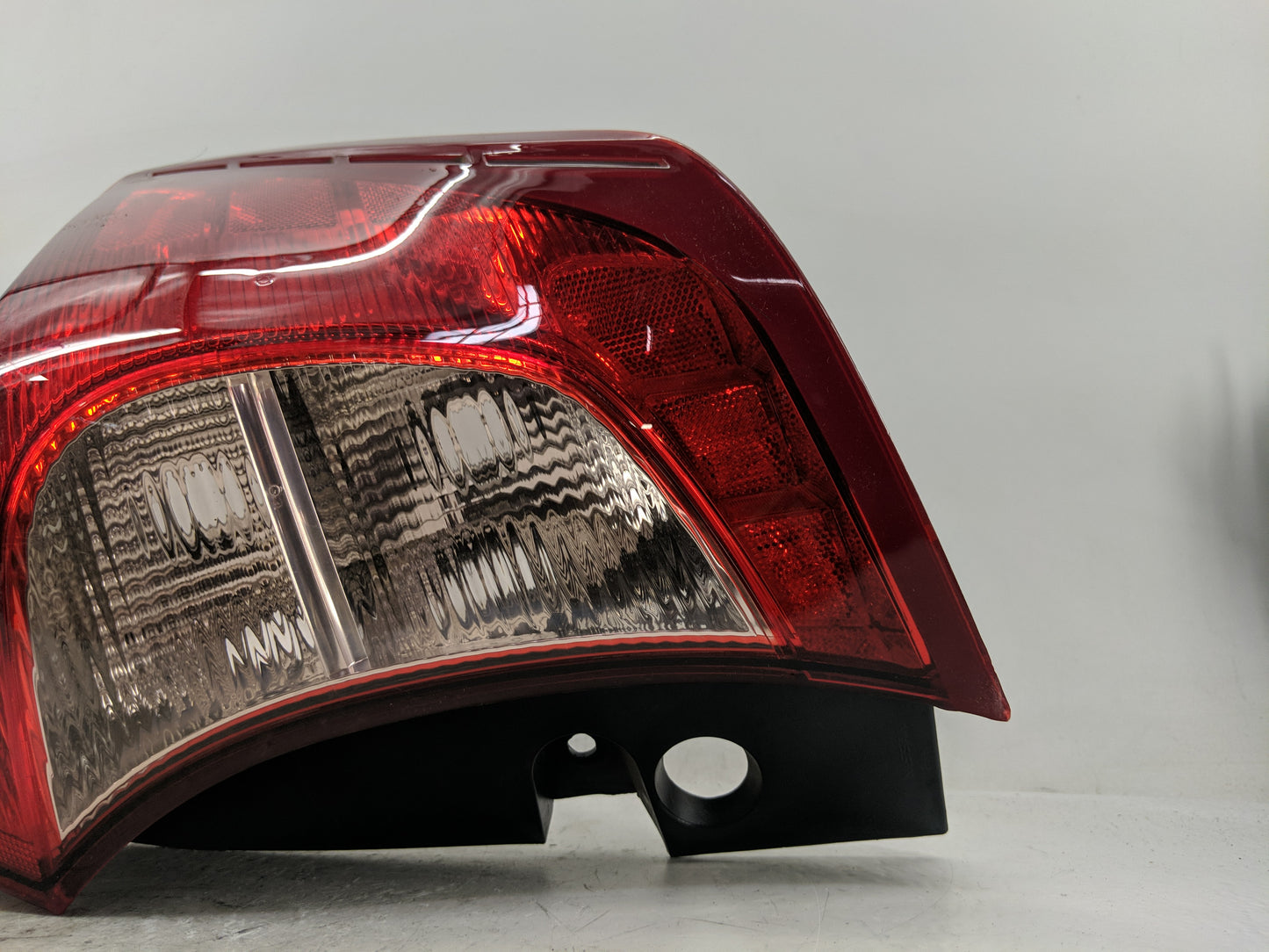 2012-2019 Nissan Versa Tail Light Assembly Passenger Right OEM Fits Fits 2012 2013 2014 2015 2016 2017 2018 2019 OEM Used Au
