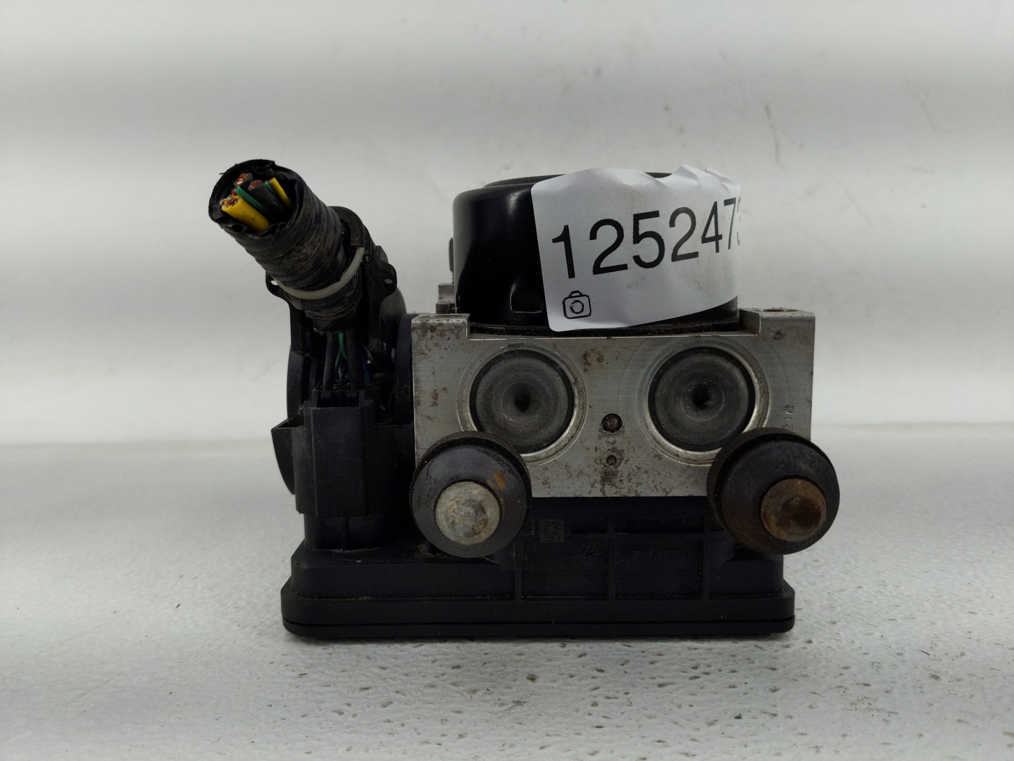 2015-2019 Nissan Versa ABS Pump Control Module Replacement P/N:47660 3WC0B Fits Fits 2015 2016 2017 2018 2019 OEM Used Auto 