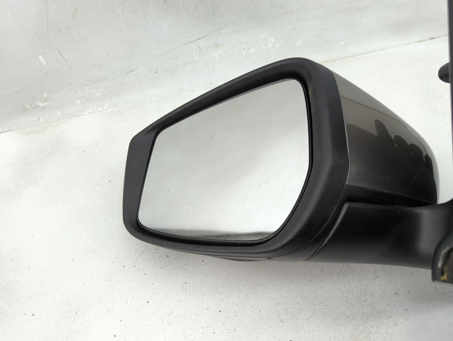 2015-2019 Nissan Versa Driver Side View Mirror - Left Door Mirror OEM Used - Oemusedautoparts1.com