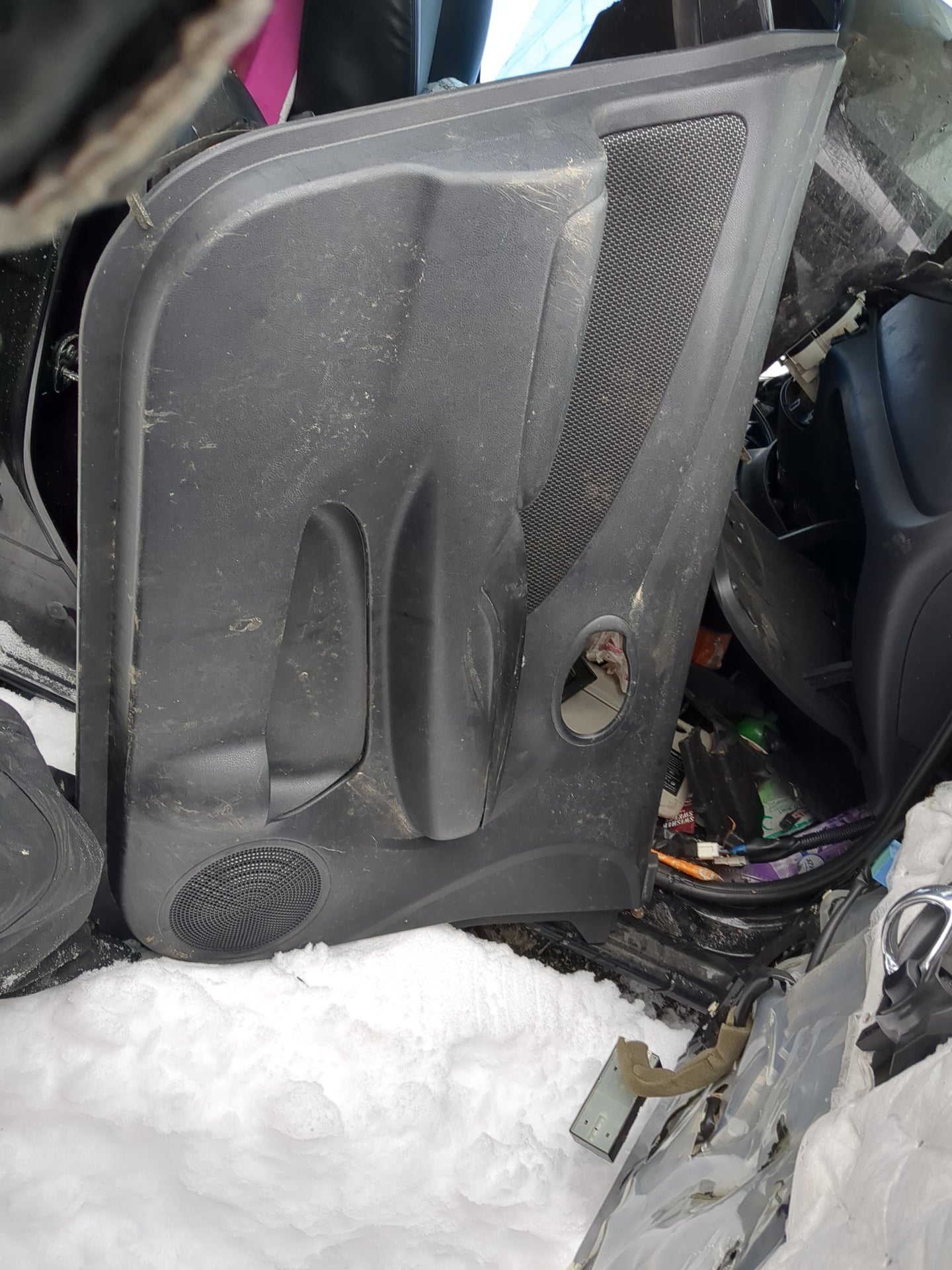 2015 Nissan Versa Front Right Passenger Interior Door Panel Trim - Oemusedautoparts1.com