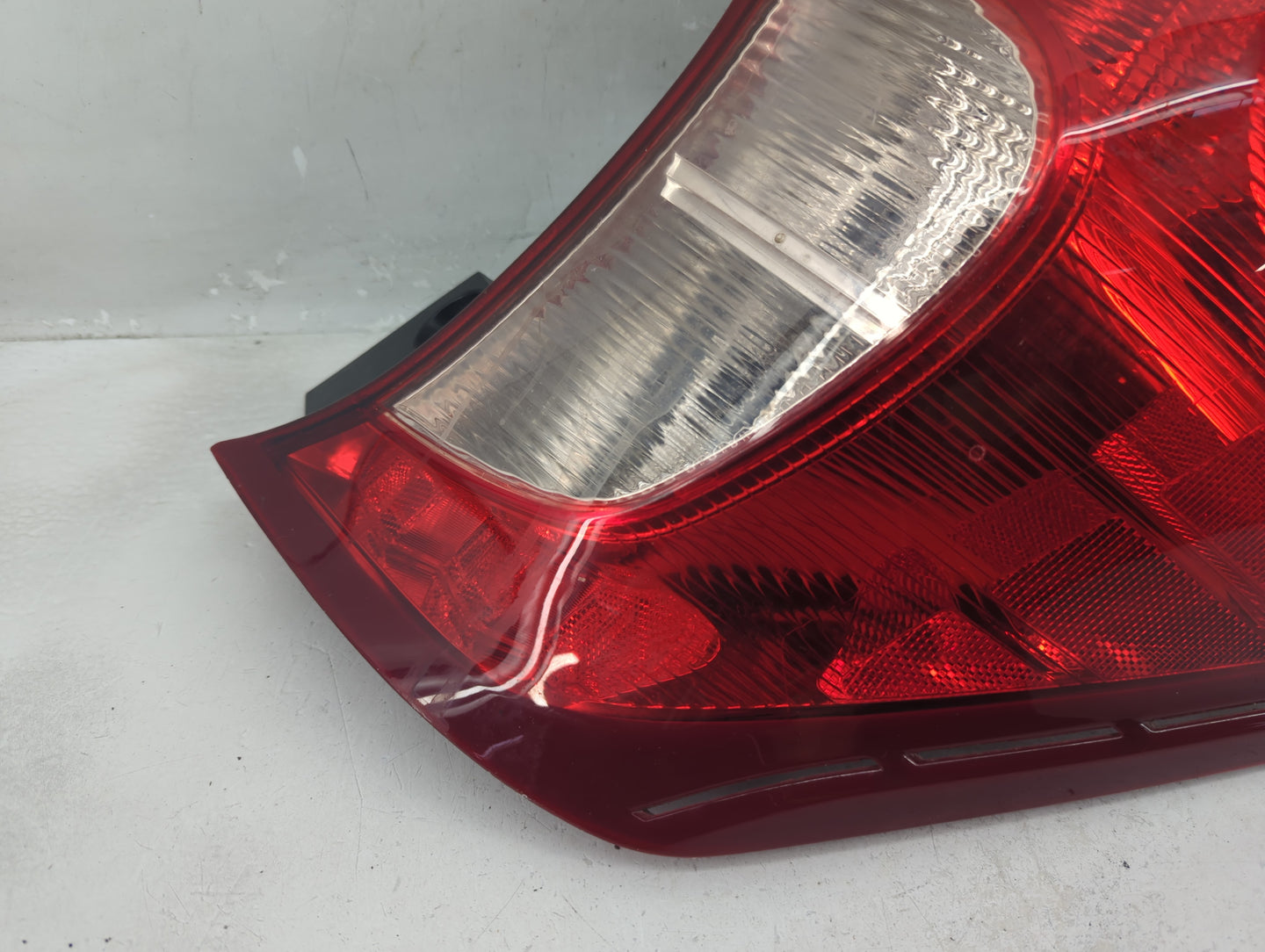 2014-2019 Nissan Versa Tail Light Assembly Passenger Right OEM P/N:265503WC0A Fits Fits 2014 2015 2016 2017 2018 2019 OEM Us