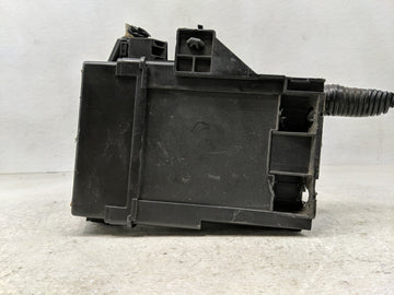 2013-2019 Nissan Versa Fusebox Fuse Box Panel Relay Module Fits Fits 2013 2014 2015 2016 2017 2018 2019 OEM Used Auto Parts 