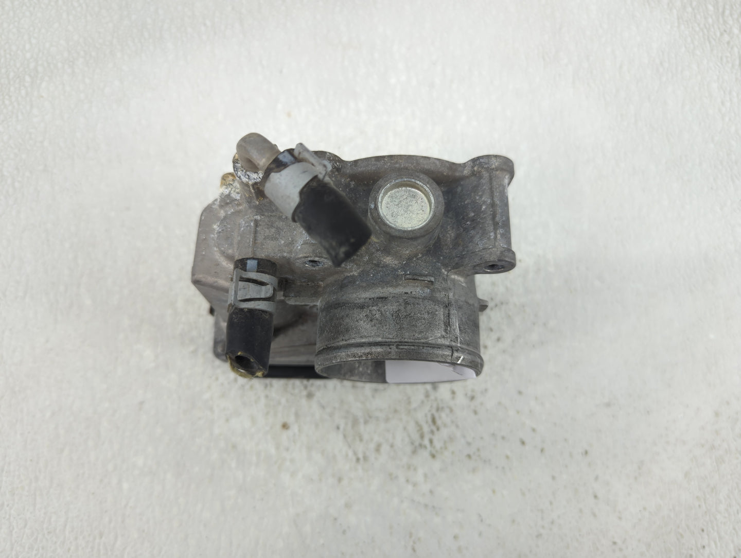 2012-2019 Nissan Versa Throttle Body P/N:3AA50-02 Fits Fits 2012 2013 2014 2015 2016 2017 2018 2019 OEM Used Auto Parts - Oe