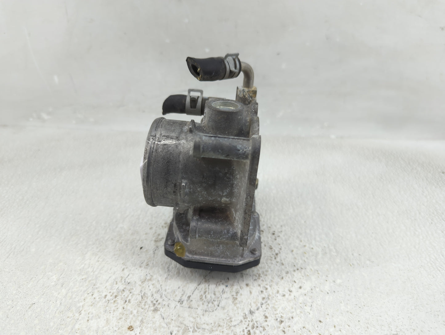 2012-2019 Nissan Versa Throttle Body P/N:3AA50-02 Fits Fits 2012 2013 2014 2015 2016 2017 2018 2019 OEM Used Auto Parts - Oe