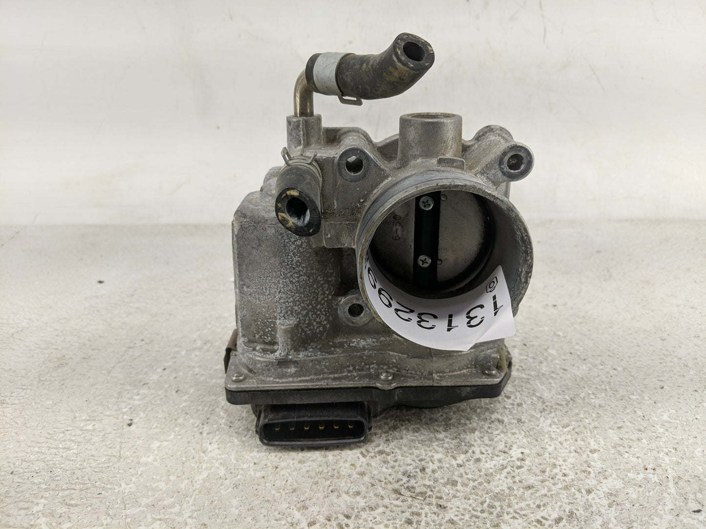2012-2019 Nissan Versa Throttle Body P/N:3AA50-02 Fits Fits 2012 2013 2014 2015 2016 2017 2018 2019 OEM Used Auto Parts - Oe