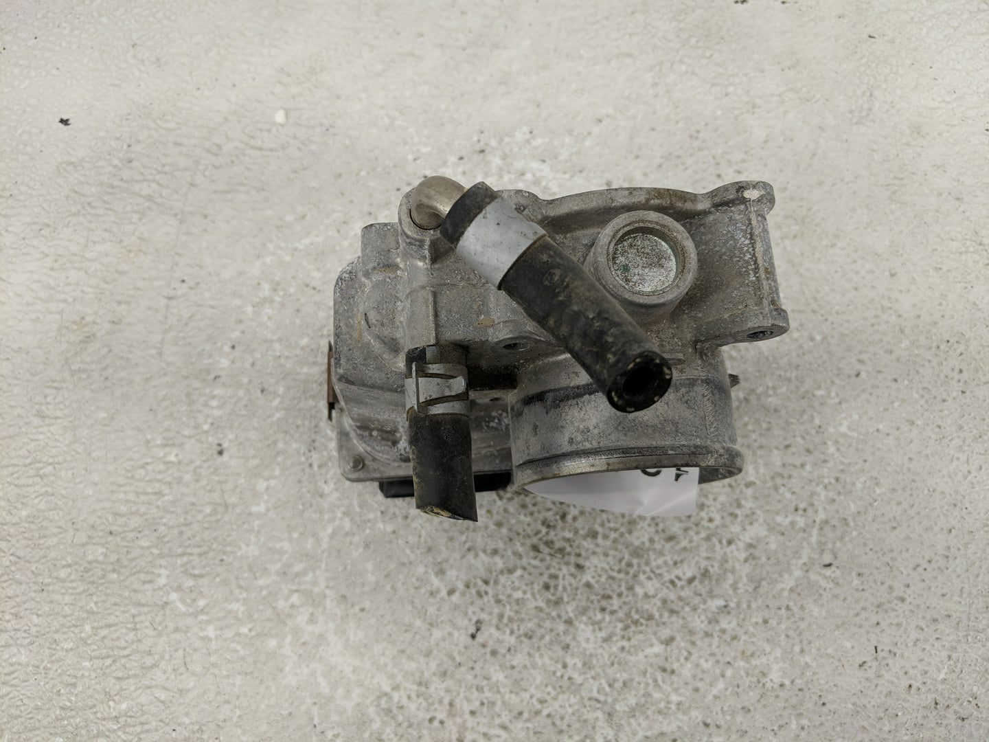 2012-2019 Nissan Versa Throttle Body P/N:3AA50-02 Fits Fits 2012 2013 2014 2015 2016 2017 2018 2019 OEM Used Auto Parts - Oe