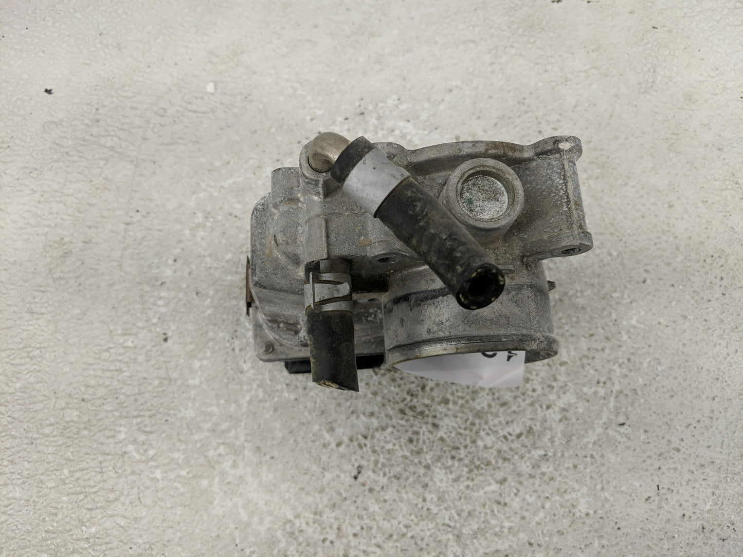 2012-2019 Nissan Versa Throttle Body P/N:3AA50-02 Fits Fits 2012 2013 2014 2015 2016 2017 2018 2019 OEM Used Auto Parts - Oe