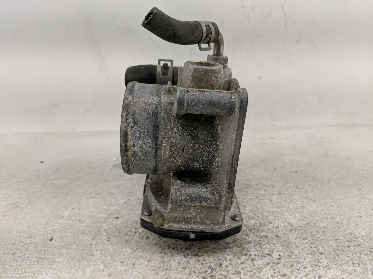 2012-2019 Nissan Versa Throttle Body P/N:3AA50-02 Fits Fits 2012 2013 2014 2015 2016 2017 2018 2019 OEM Used Auto Parts - Oe