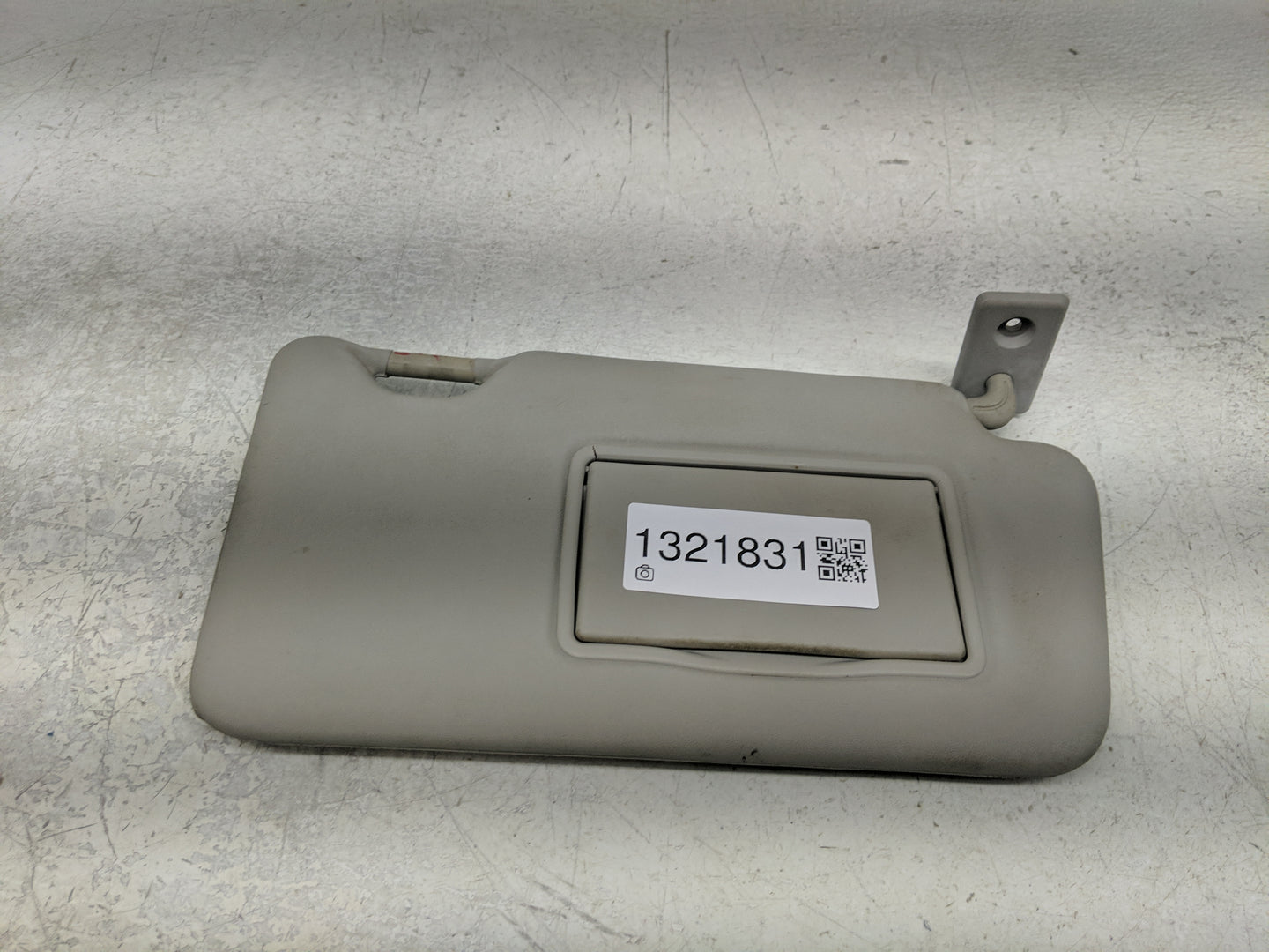 2013-2015 Nissan Versa Sun Visor Shade Replacement Passenger Right Mirror Fits Fits 2013 2014 2015 OEM Used Auto Parts - Oem