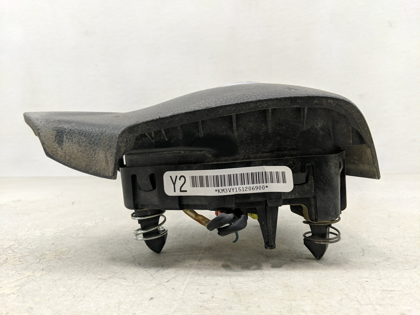 2014-2015 Nissan Versa Air Bag Driver Left Steering Wheel Mounted Fits Fits 2014 2015 OEM Used Auto Parts - Oemusedautoparts