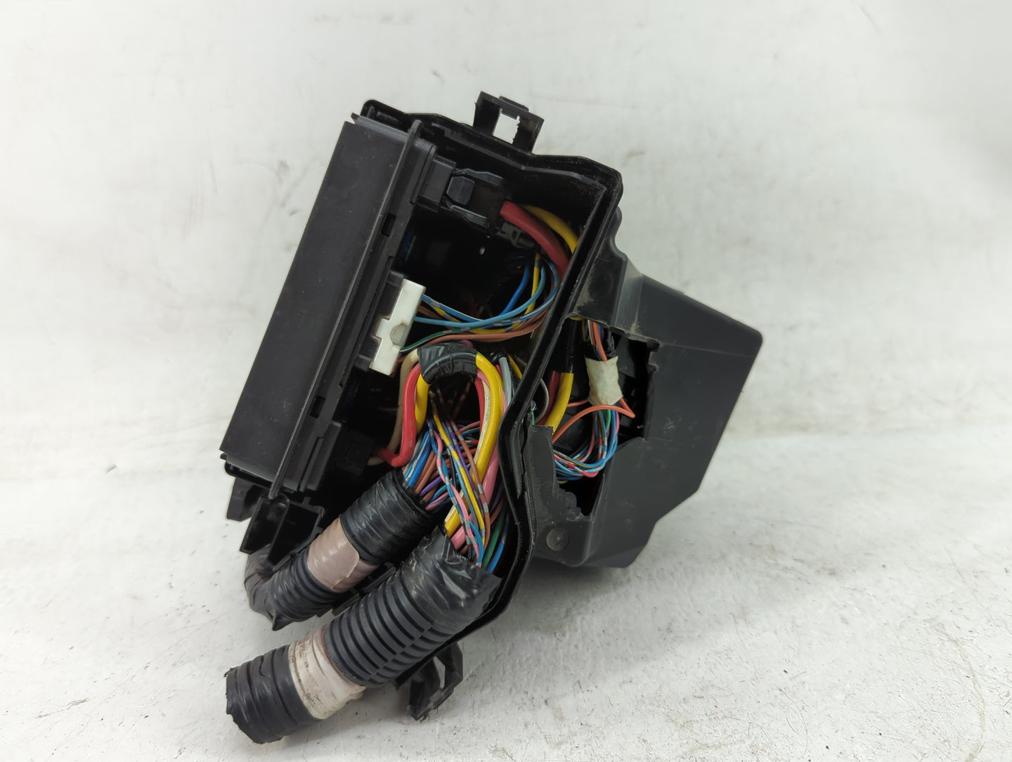 2013-2019 Nissan Versa Fusebox Fuse Box Panel Relay Module P/N:284B8 1HA0B Fits Fits 2013 2014 2015 2016 2017 2018 2019 OEM 
