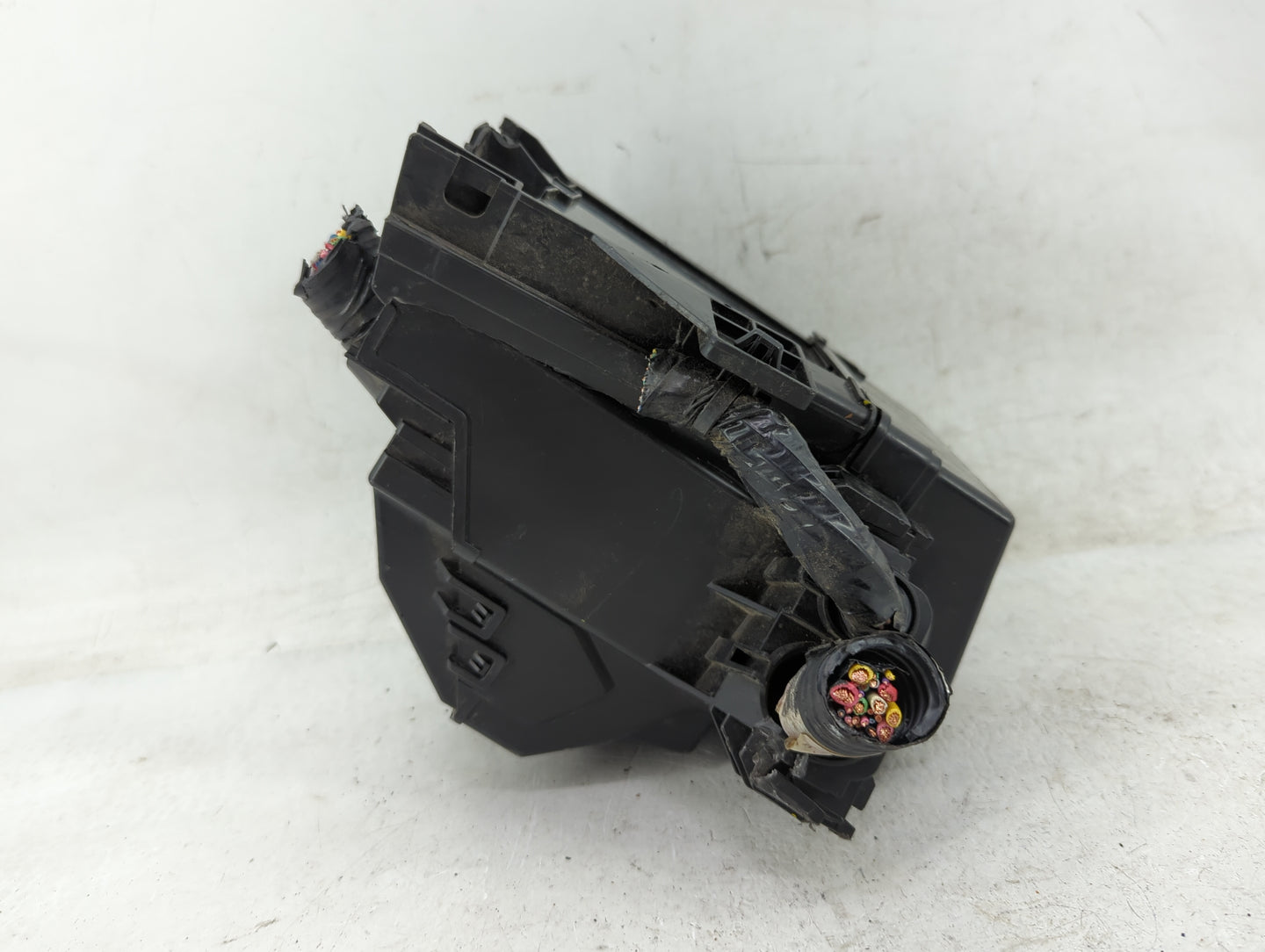 2013-2019 Nissan Versa Fusebox Fuse Box Panel Relay Module P/N:284B8 1HA0B Fits Fits 2013 2014 2015 2016 2017 2018 2019 OEM 