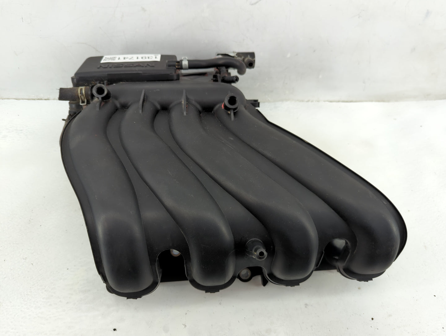 2012-2018 Nissan Versa Air Intake Manifold P/N:140011HK0A Fits Fits 2012 2013 2014 2015 2016 2017 2018 2019 OEM Used Auto Pa