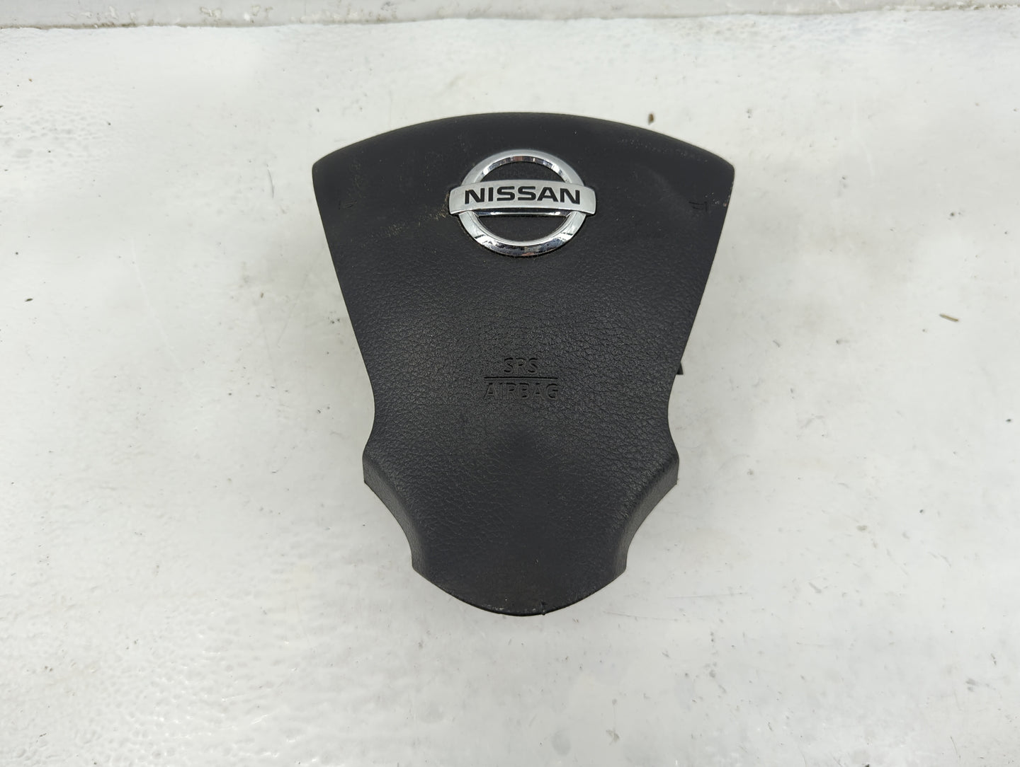 2015-2016 Nissan Versa Air Bag Driver Left Steering Wheel Mounted Fits Fits 2015 2016 OEM Used Auto Parts - Oemusedautoparts