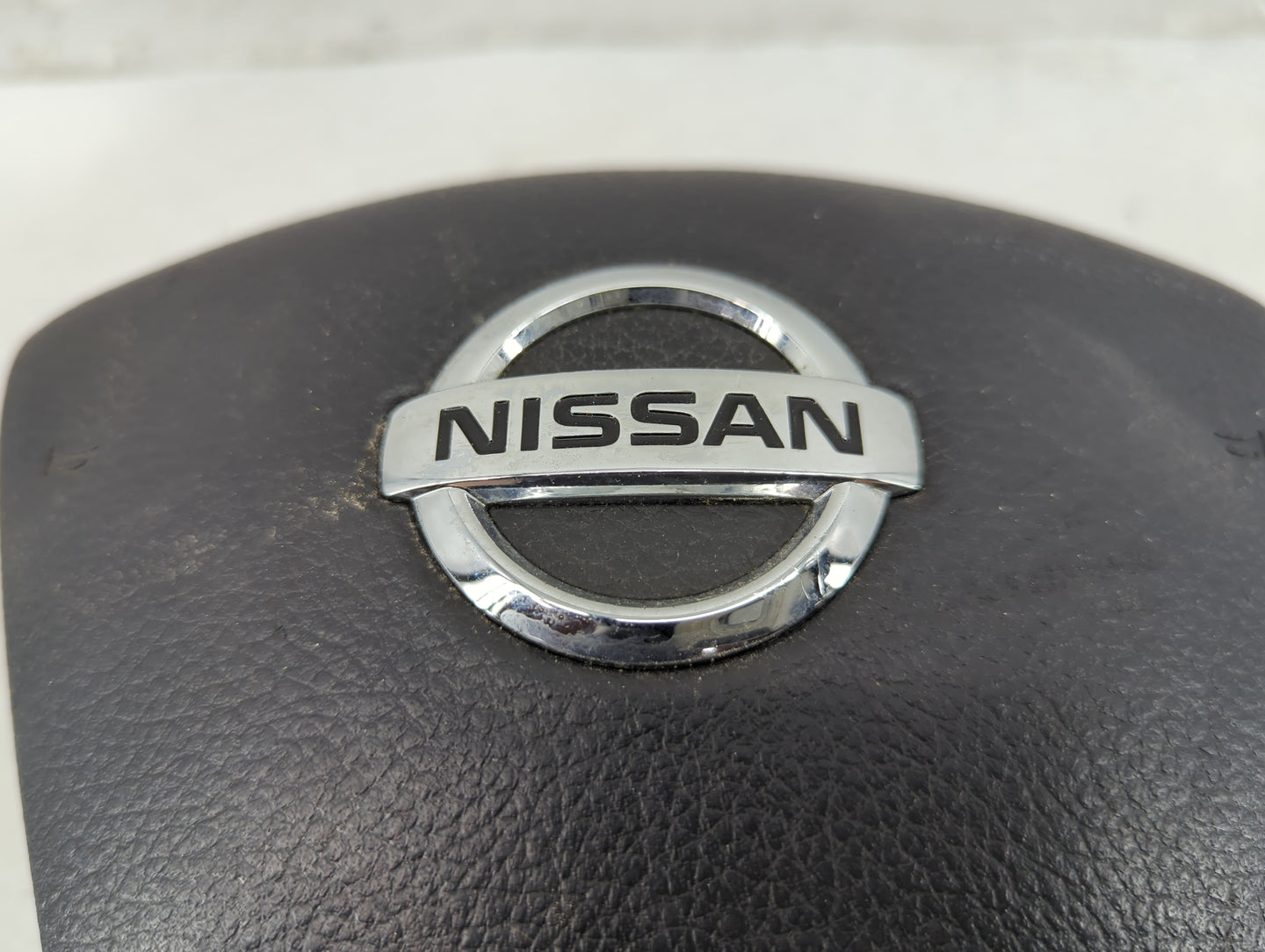 2015-2016 Nissan Versa Air Bag Driver Left Steering Wheel Mounted Fits Fits 2015 2016 OEM Used Auto Parts - Oemusedautoparts