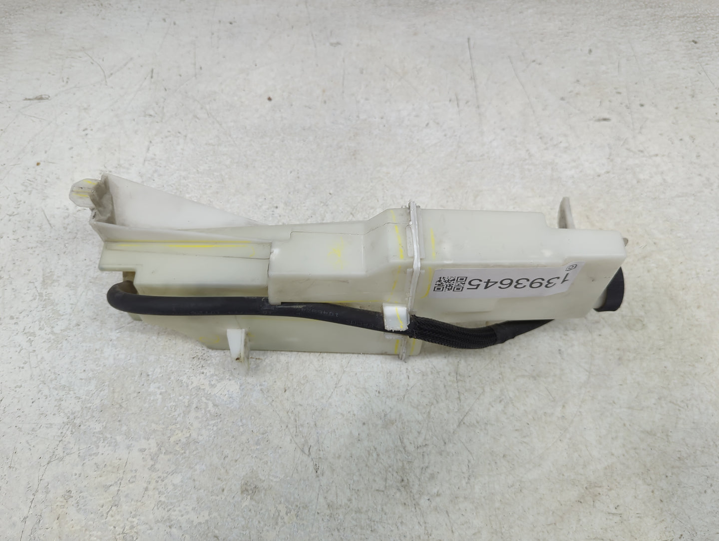 2013-2019 Nissan Versa Radiator Coolant Overflow Expansion Tank Bottle 1393645 - Oemusedautoparts1.com