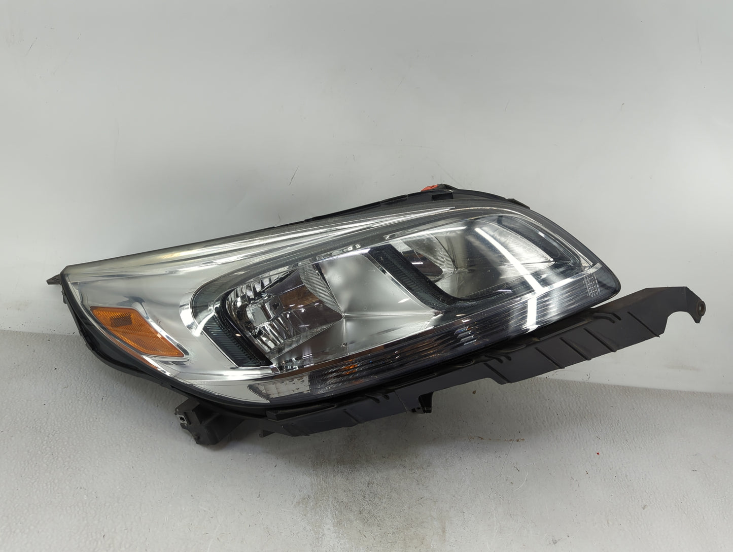 2015-2019 Nissan Versa Passenger Right Oem Head Light Headlight Lamp - Oemusedautoparts1.com