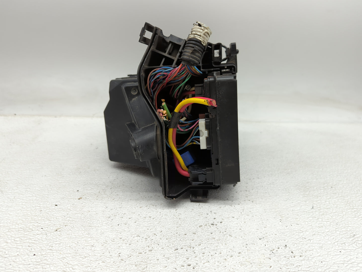 2013-2019 Nissan Versa Fusebox Fuse Box Panel Relay Module P/N:284B7 3AA0A Fits Fits 2013 2014 2015 2016 2017 2018 2019 OEM 